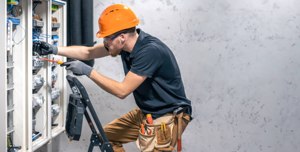 Best Emergency Electrician Near Me  in Milwaukee, WI