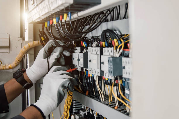 Best Circuit Breaker Repair  in Milwaukee, WI